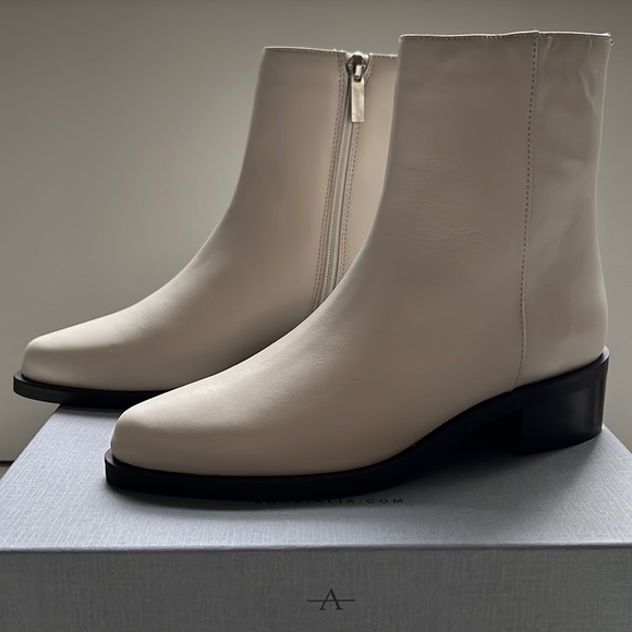 ✨ AQUATALIA ✨ GWENYTH Leather Zip On Bootie Sz 6.5 - Picture 10 of 15